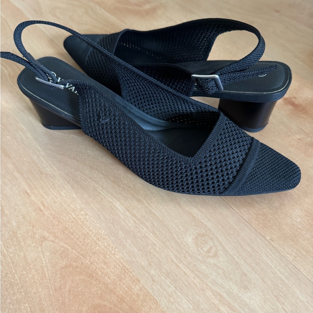 Vivaia pointed toe block heels sz 9 - Picture 3 of 7